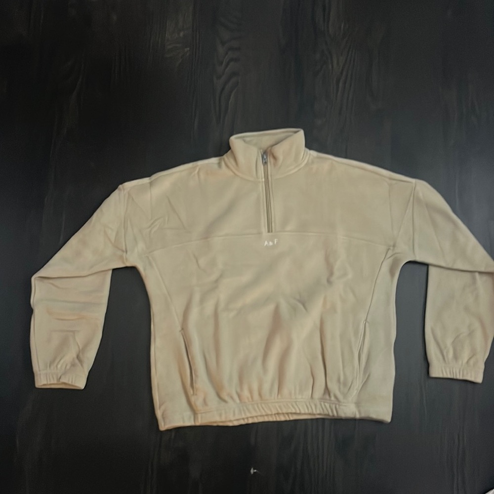 Tan sweatshirt